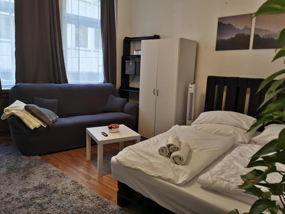 Ferienwohnung In Der Altstadt Fussgangerzone トリーア エクステリア 写真